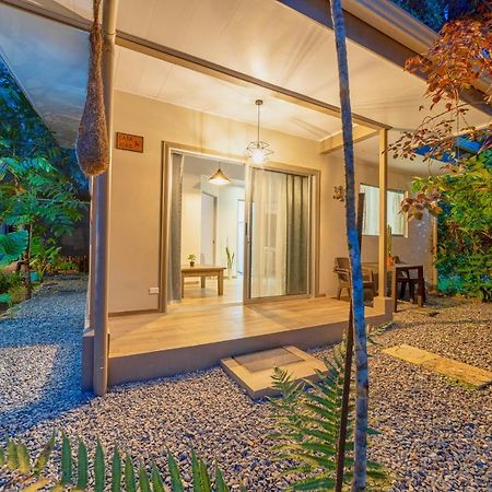 Appartamento Casa Jobo Puerto Viejo de Talamanca Esterno foto