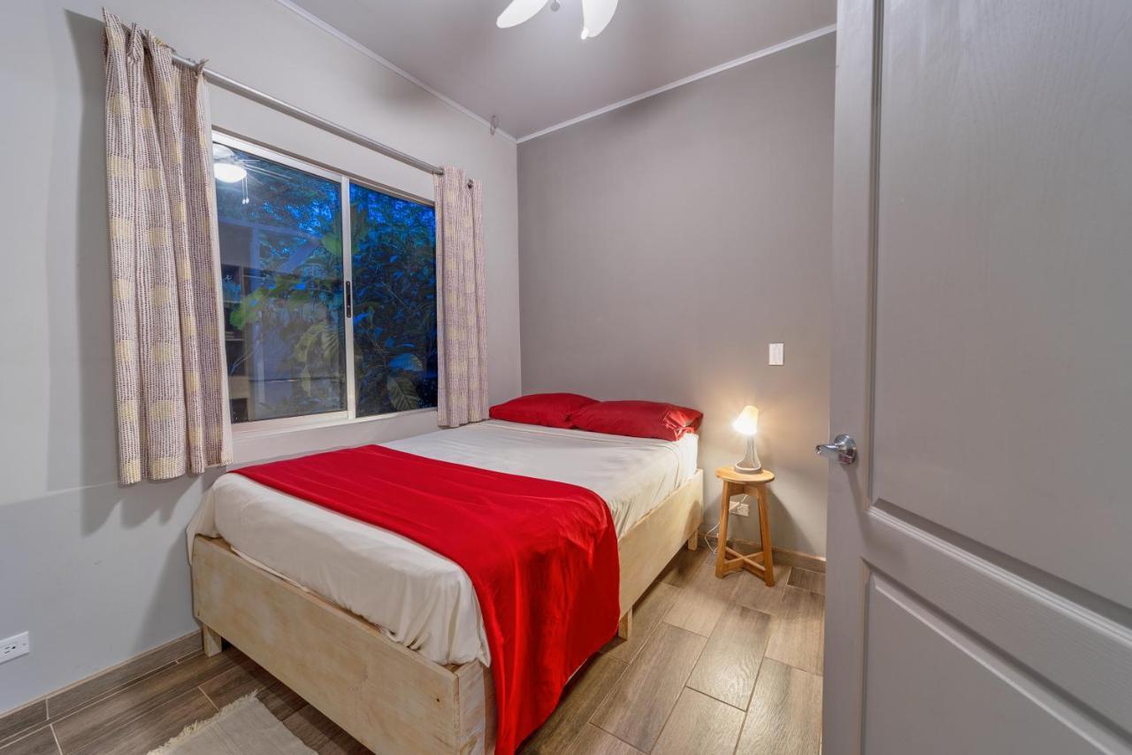 Appartamento Casa Jobo Puerto Viejo de Talamanca Esterno foto