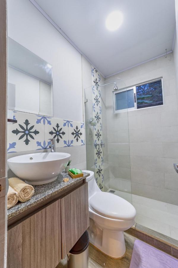Appartamento Casa Jobo Puerto Viejo de Talamanca Esterno foto